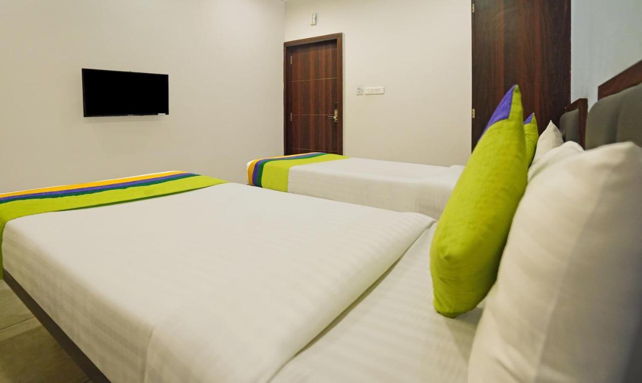 Treebo Lazystay Grand Patia Bhuvanesvar Kültér fotó