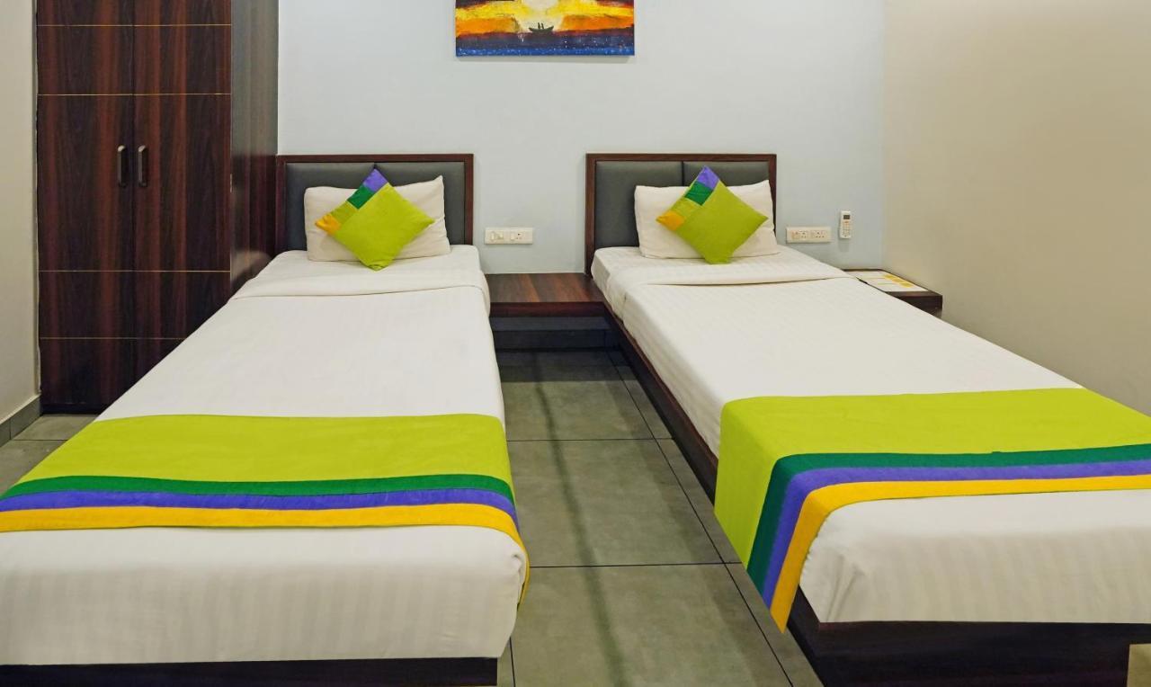 Treebo Lazystay Grand Patia Bhuvanesvar Kültér fotó